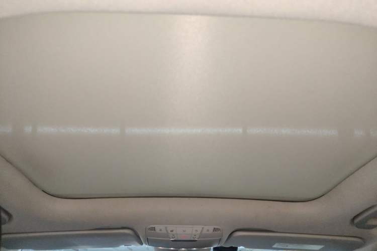 Used Mercedes-Benz C-Class 2015 C 200 L 4MATIC Sport Edition Headliner