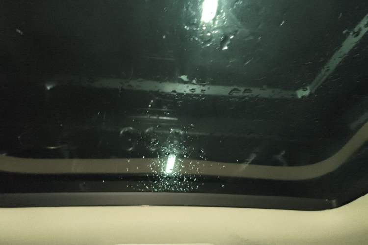 Used Mercedes-Benz C-Class 2015 C 200 station wagon Headliner