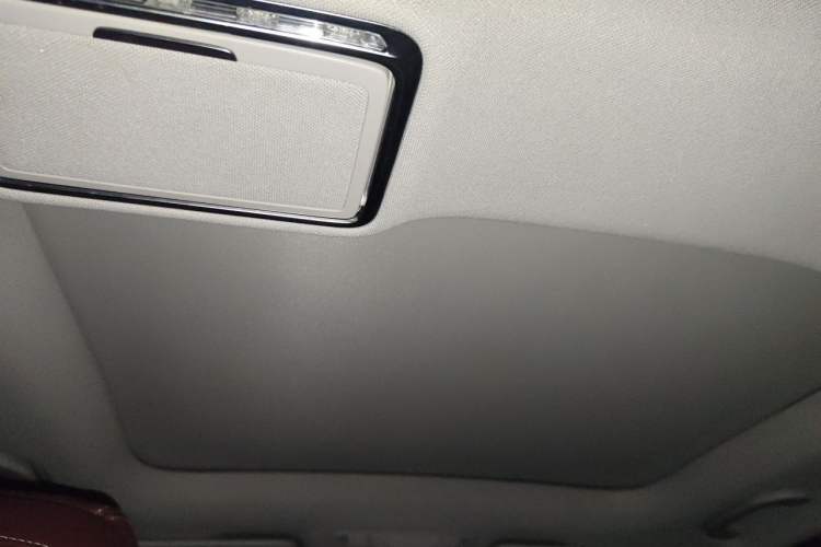 Used Mercedes-Benz C-Class 2015 Revised C 200 L Sport Edition Headliner