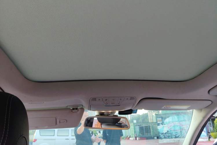 Used Mercedes-Benz C-Class 2015 C 200 station wagon Headliner