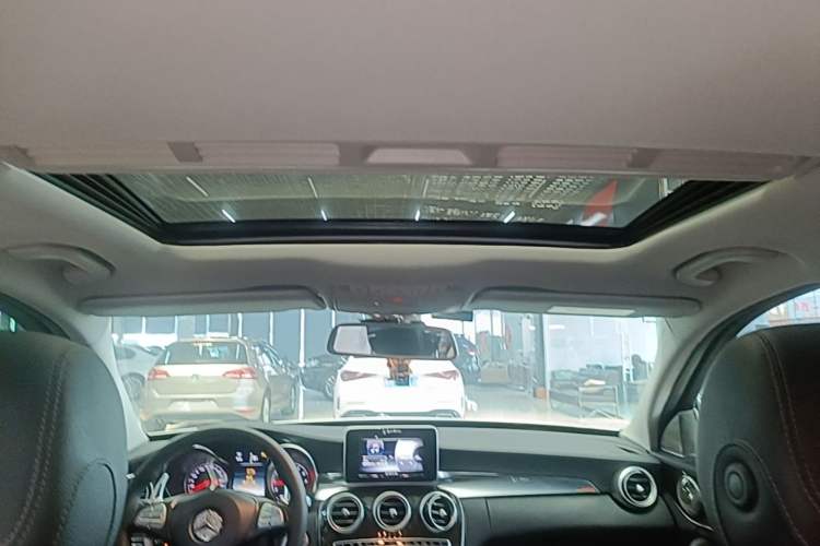 Used Mercedes-Benz C-Class 2015 Facelift C 180 L Headliner
