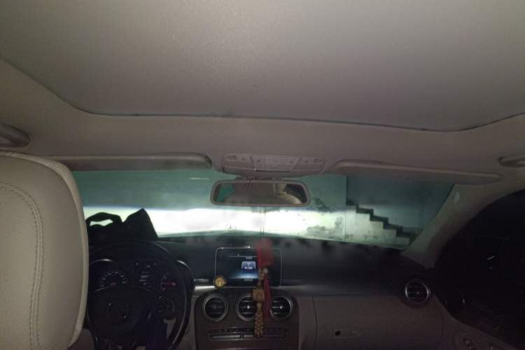 Used Mercedes-Benz C-Class 2015 C 200 L Headliner