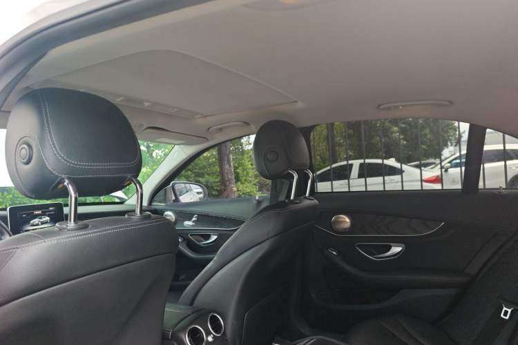 Used Mercedes-Benz C-Class 2015 C 180 L Sport Edition Headliner