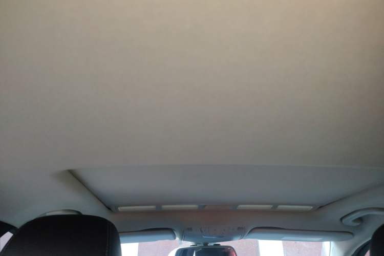 Used Mercedes-Benz C-Class 2015 C 180 L Headliner