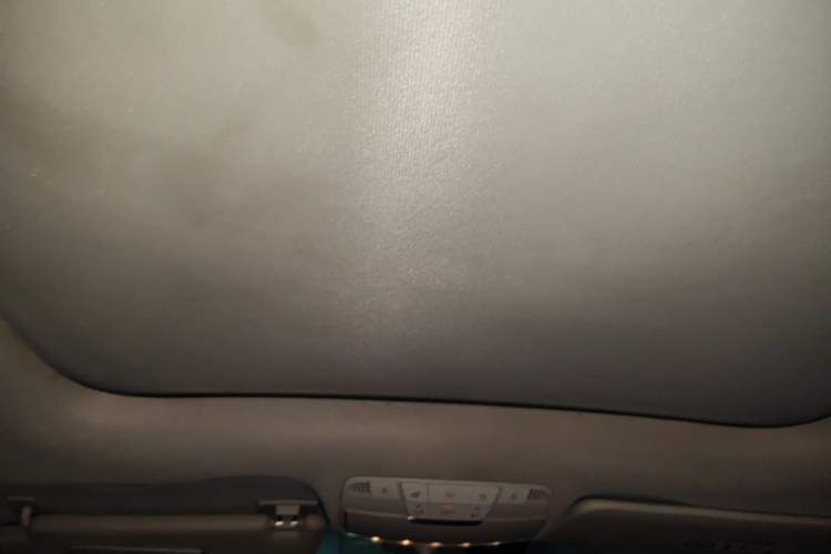 Used Mercedes-Benz C-Class 2015 C 200 L Sport Edition Headliner