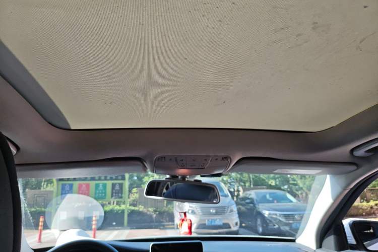 Used Mercedes-Benz C-Class 2015 Revised C 200 L Sport Edition Headliner