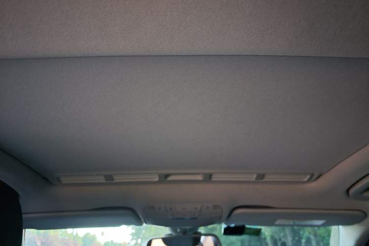 Used Mercedes-Benz C-Class 2015 C 180 L Sport Edition Headliner