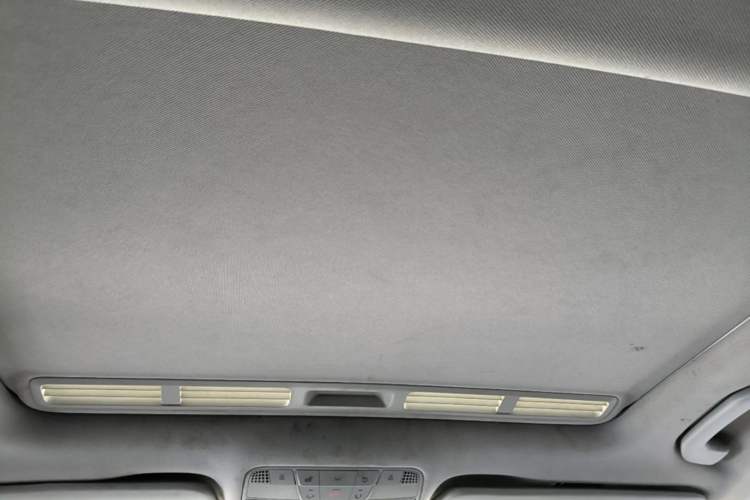 Used Mercedes-Benz C-Class 2015 Restyled C 180 L Sport Edition Headliner
