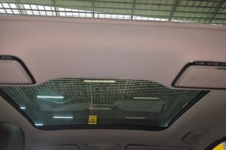 Used Mercedes-Benz C-Class 2015 C 200 L 4MATIC Sport Edition Headliner