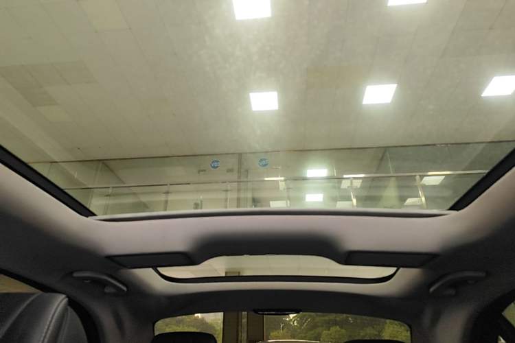 Used Mercedes-Benz C-Class 2015 Revised C 200 L Sport Edition Headliner