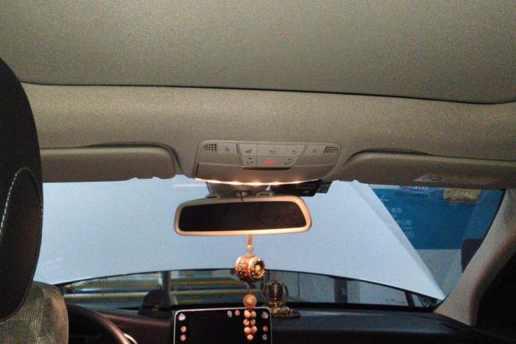 Used Mercedes-Benz C-Class 2015 C 200 station wagon Headliner