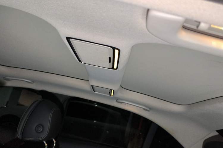 Used Mercedes-Benz C-Class 2015 Revised C 200 L Sport Edition Headliner