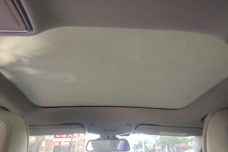 Used Mercedes-Benz C-Class 2015 C 200 L Sport Edition Headliner