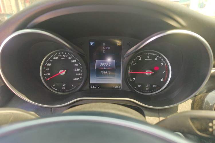 Used Mercedes-Benz C-Class 2015 C 200 Sport Edition Instrument Cluster