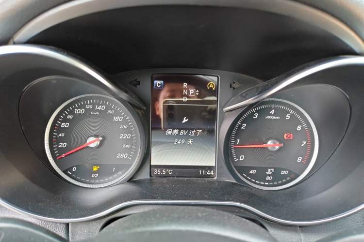 Used Mercedes-Benz C-Class 2015 Facelift C 200 L Instrument Cluster