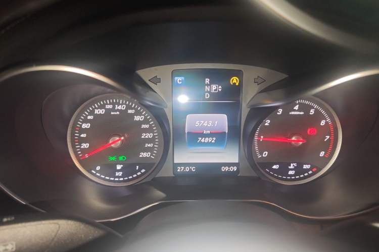 Used Mercedes-Benz C-Class 2015 Revised C 200 L Sport Edition Instrument Cluster
