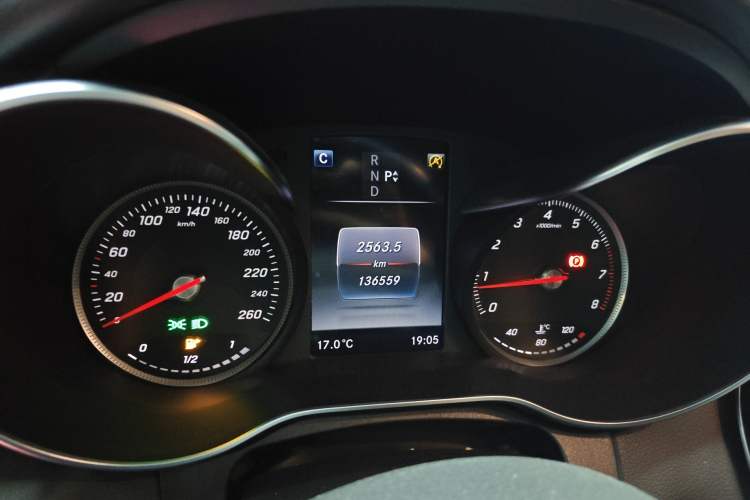 Used Mercedes-Benz C-Class 2015 Restyled C 180 L Sport Edition Instrument Cluster