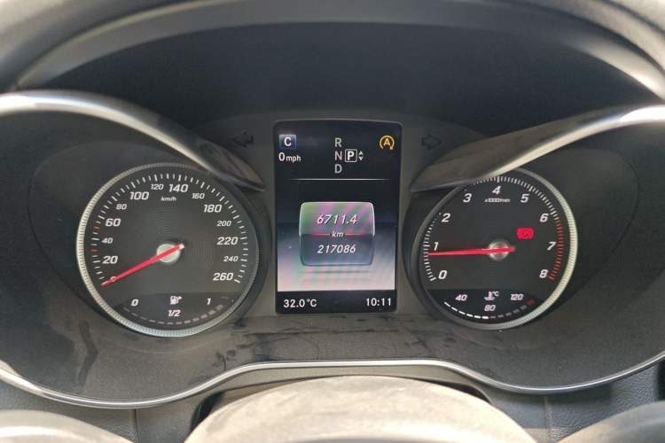Used Mercedes-Benz C-Class 2015 C 200 Sport Edition Instrument Cluster