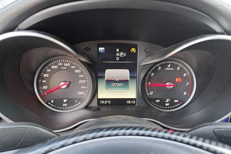 Used Mercedes-Benz C-Class 2015 C 200 L Sport Edition Instrument Cluster