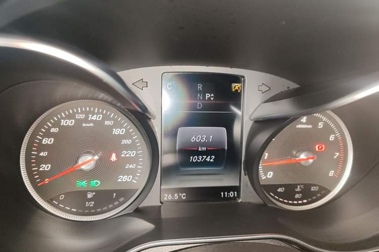 Used Mercedes-Benz C-Class 2015 Revised C 200 L Sport Edition Instrument Cluster