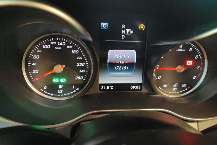 Used Mercedes-Benz C-Class 2015 Revised C 200 L Sport Edition Instrument Cluster