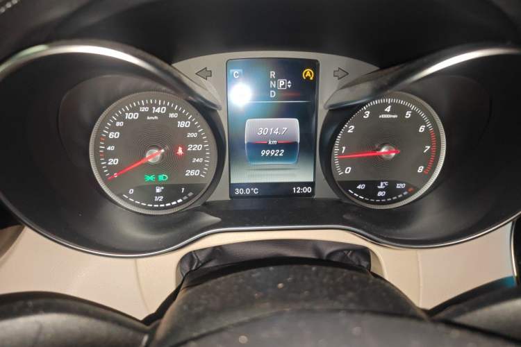 Used Mercedes-Benz C-Class 2015 C 260 L Sport Edition Instrument Cluster