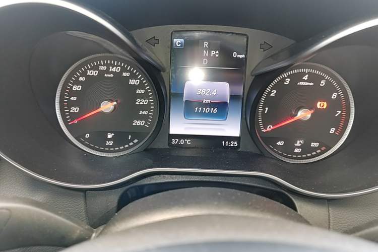 Used Mercedes-Benz C-Class 2015 Revised C 200 L Sport Edition Instrument Cluster