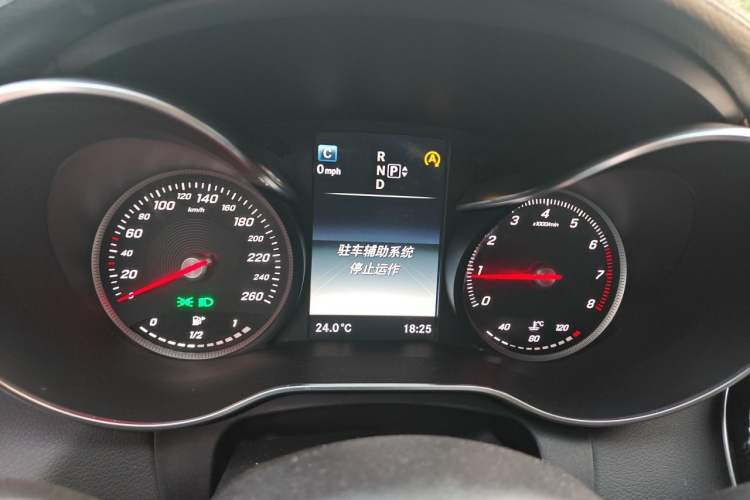Used Mercedes-Benz C-Class 2015 C 180 L Sport Edition Instrument Cluster