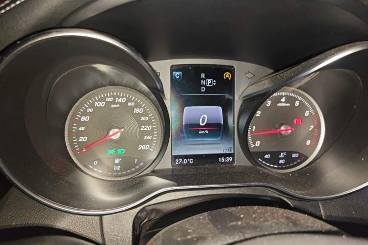Used Mercedes-Benz C-Class 2015 Revised C 200 L Sport Edition Instrument Cluster