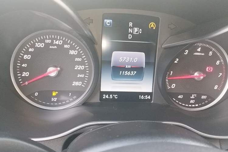 Used Mercedes-Benz C-Class 2015 C 200 station wagon Instrument Cluster
