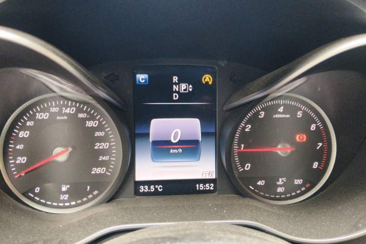 Used Mercedes-Benz C-Class 2015 Revised C 200 L Sport Edition Instrument Cluster