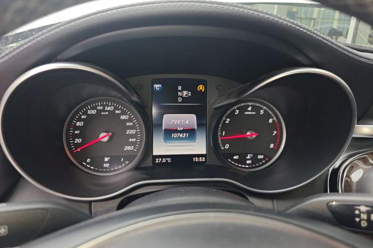 Used Mercedes-Benz C-Class 2015 C 200 L Instrument Cluster