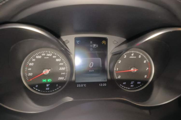 Used Mercedes-Benz C-Class 2015 C 200 L Sport Edition Instrument Cluster