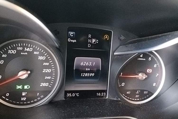 Used Mercedes-Benz C-Class 2015 Restyled C 180 L Sport Edition Instrument Cluster