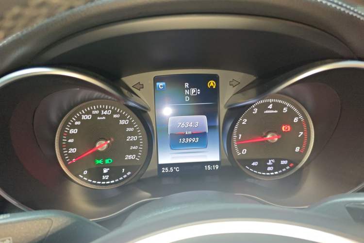 Used Mercedes-Benz C-Class 2015 Facelift C 200 L Instrument Cluster