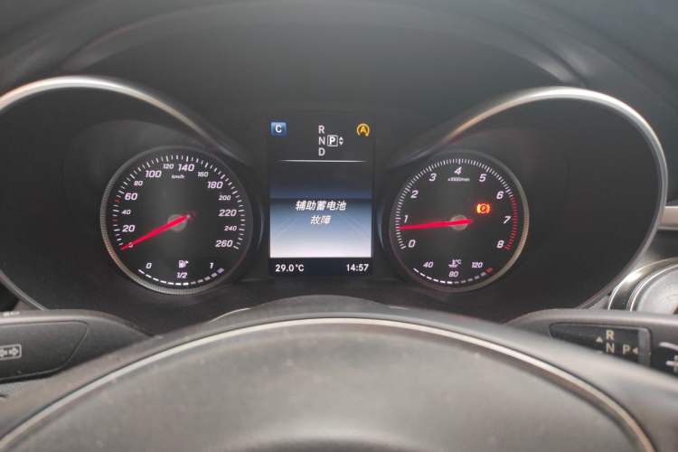 Used Mercedes-Benz C-Class 2015 Restyled C 180 L Sport Edition Instrument Cluster