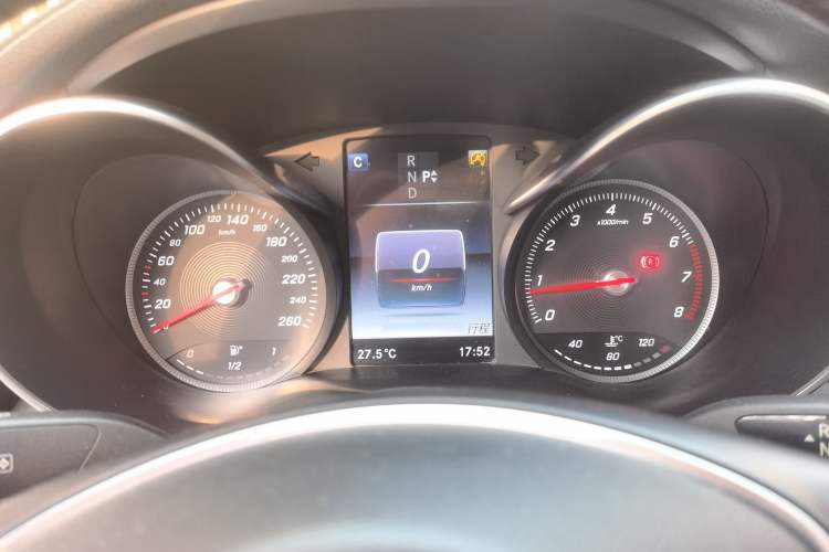 Used Mercedes-Benz C-Class 2015 Revised C 200 L Sport Edition Instrument Cluster
