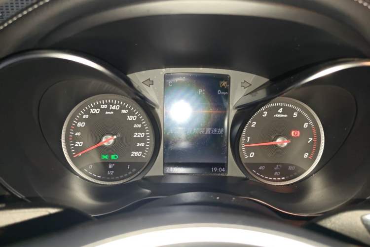 Used Mercedes-Benz C-Class 2015 Revised C 200 L Sport Edition Instrument Cluster