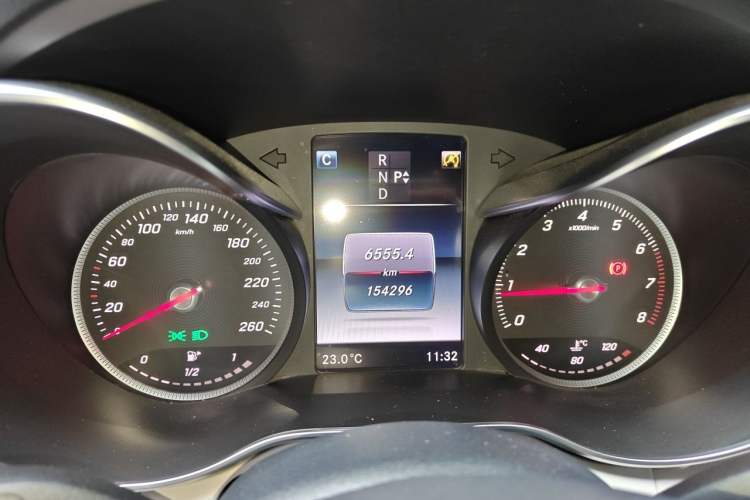 Used Mercedes-Benz C-Class 2015 C 180 L Instrument Cluster