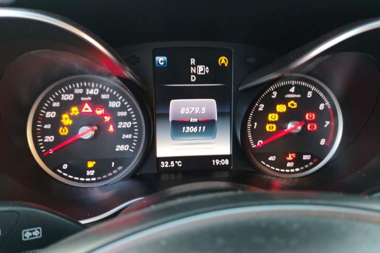 Used Mercedes-Benz C-Class 2015 C 200 station wagon Instrument Cluster