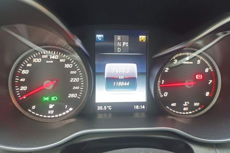 Used Mercedes-Benz C-Class 2015 Revised C 200 L Sport Edition Instrument Cluster