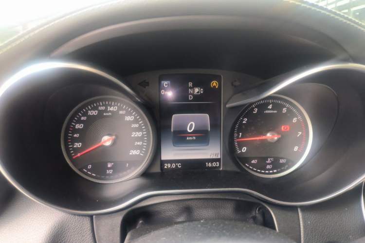 Used Mercedes-Benz C-Class 2015 C 200 L Instrument Cluster