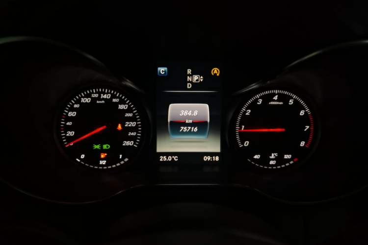 Used Mercedes-Benz C-Class 2015 C 180 L Sport Edition Instrument Cluster