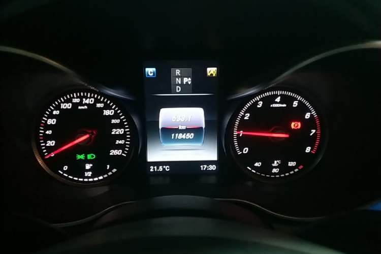 Used Mercedes-Benz C-Class 2015 Revised C 200 L Sport Edition Instrument Cluster