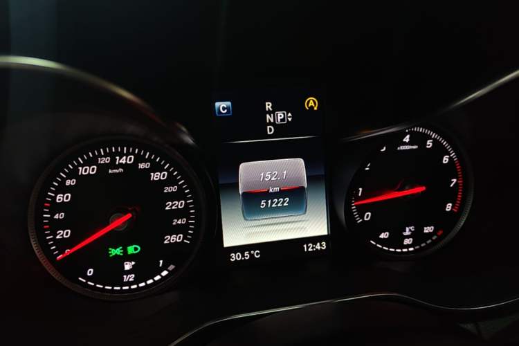 Used Mercedes-Benz C-Class 2015 C 200 L Sport Edition Instrument Cluster