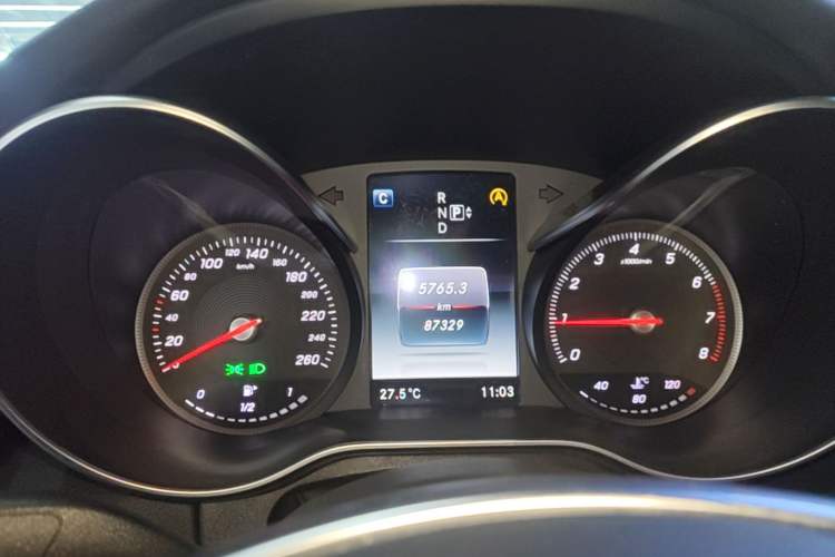 Used Mercedes-Benz C-Class 2015 C 200 Sport Edition 4MATIC Instrument Cluster