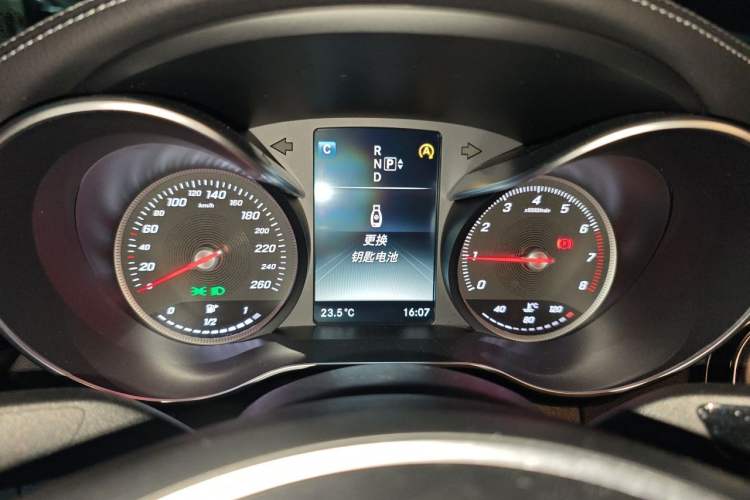 Used Mercedes-Benz C-Class 2015 C 200 L Sport Edition Instrument Cluster