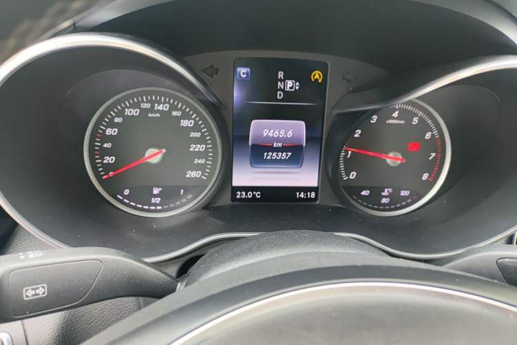 Used Mercedes-Benz C-Class 2015 Revised C 200 L Sport Edition Instrument Cluster