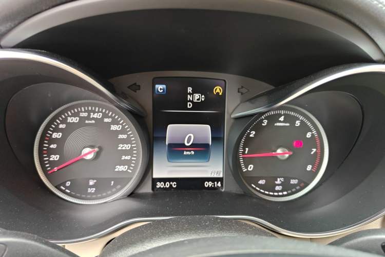 Used Mercedes-Benz C-Class 2015 C 260 L Sport Edition Instrument Cluster