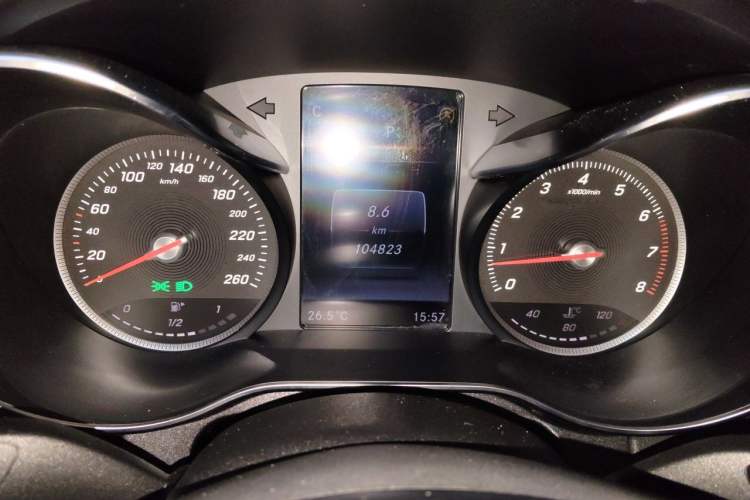 Used Mercedes-Benz C-Class 2015 C 200 Sport Edition Instrument Cluster
